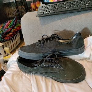 Vans Doheny black on black mens sneakers size 11